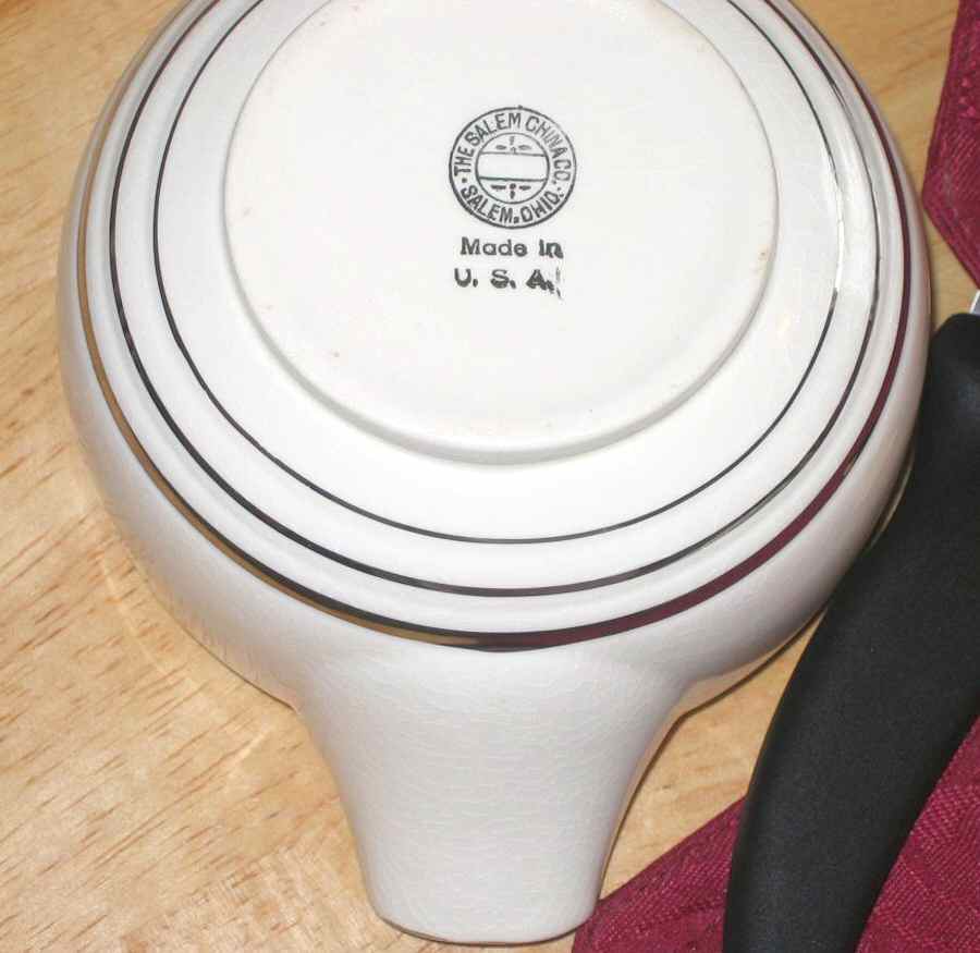 Platinum Alloy Creamer by Salem-1