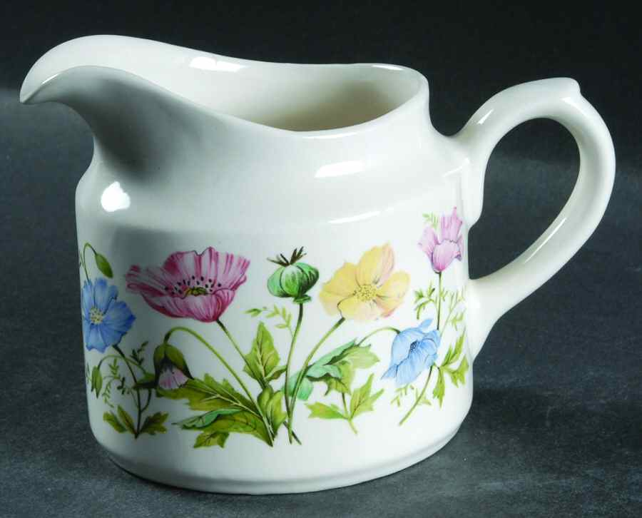 Kowloon Creamer by Sadler-1