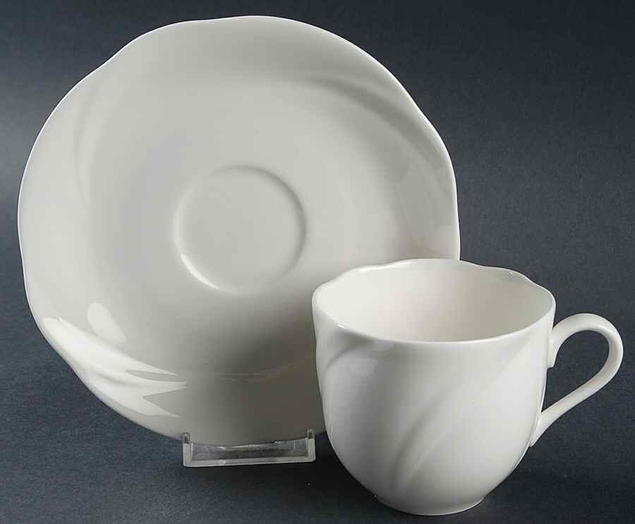 Windswept Flat Cup & Saucer Set by Sasaki-1