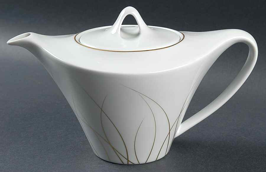 Seagrass Teapot & Lid by Sasaki-1