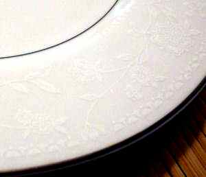 June Bride Dinner Plate by Seizan-1