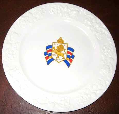 Bundles for Britain Luncheon Plate by Steubenville-1