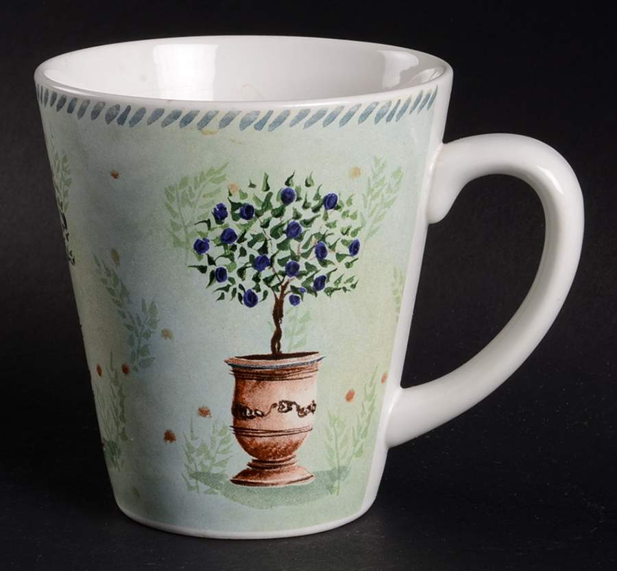 Topiary Mug by Sakura-1