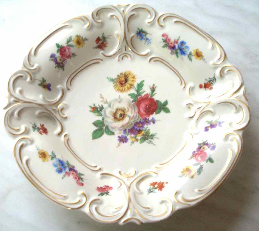 2505 Dinner Plate by Schoenau-1
