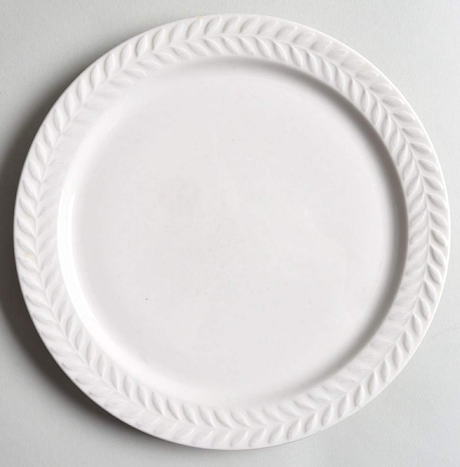 Carlton Restaurant (Wide Rim) Luncheon Plate by Syracuse-1