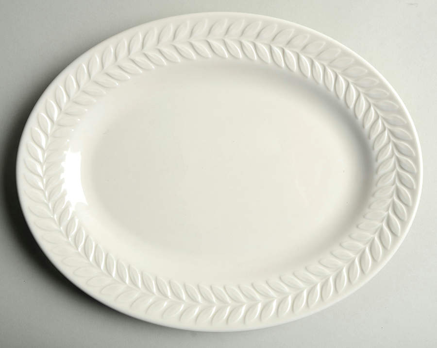 Carlton Restaurant (Wide Rim) 11" Oval Serving Platter by Syracuse-1