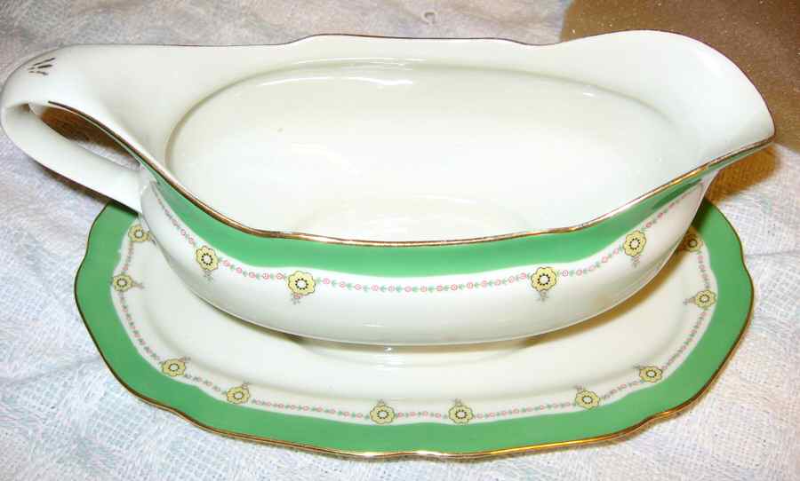 HCZ282 Gravy Boat & Underplate by Haas-Czjzek Coronado-1