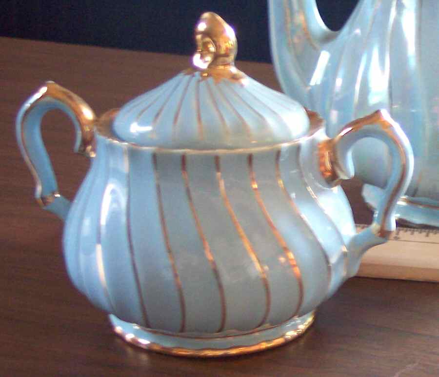 2745 Sugar Bowl & Lid by Sadler-1