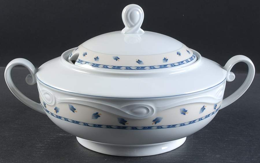 Angela Tureen &  Lid by Seltmann-1