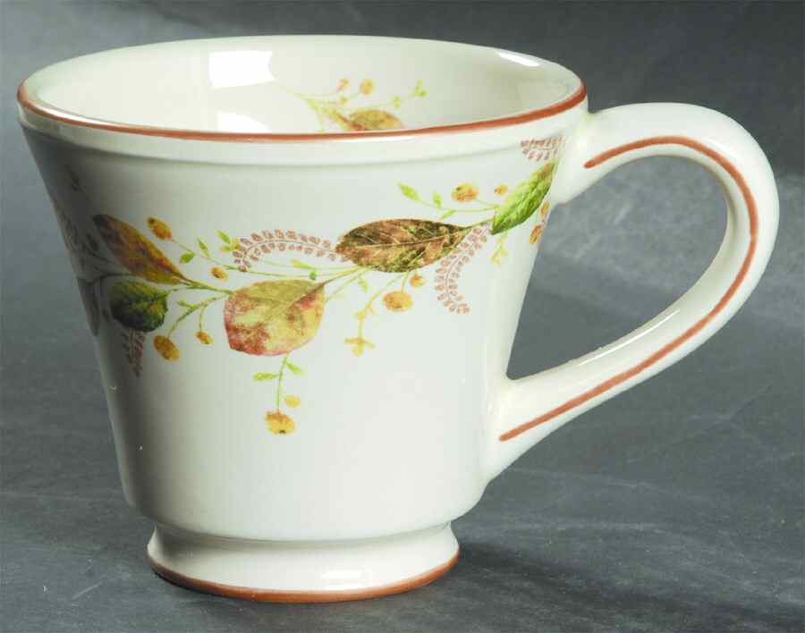 Winter Bouquet Mug by St Nicholas Square-1