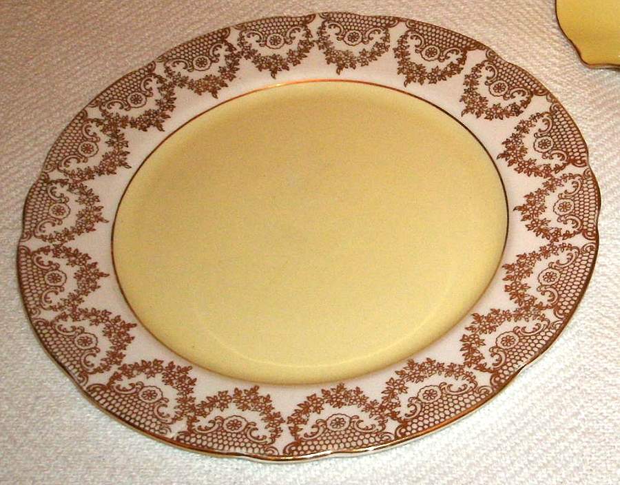 3384Y Dinner Plate by Salisbury-1