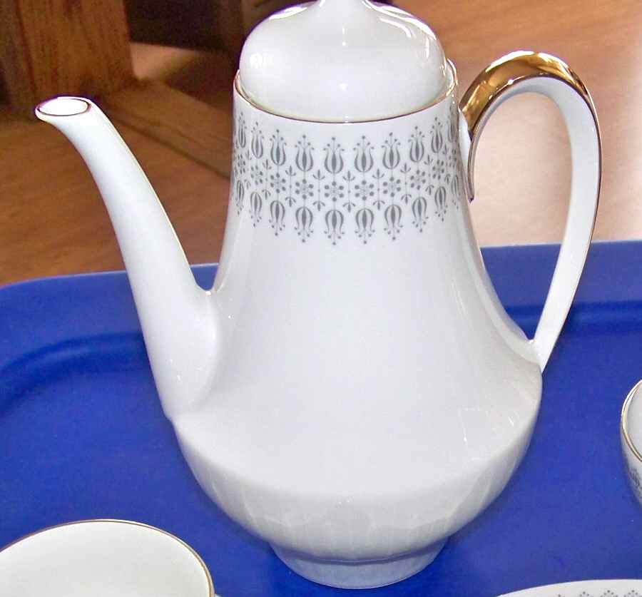 SCR129 Coffee Pot & Lid by Scherzer-1