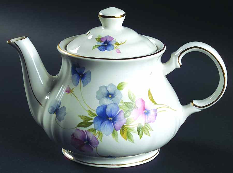 SA63 Teapot & Lid by Sadler-1