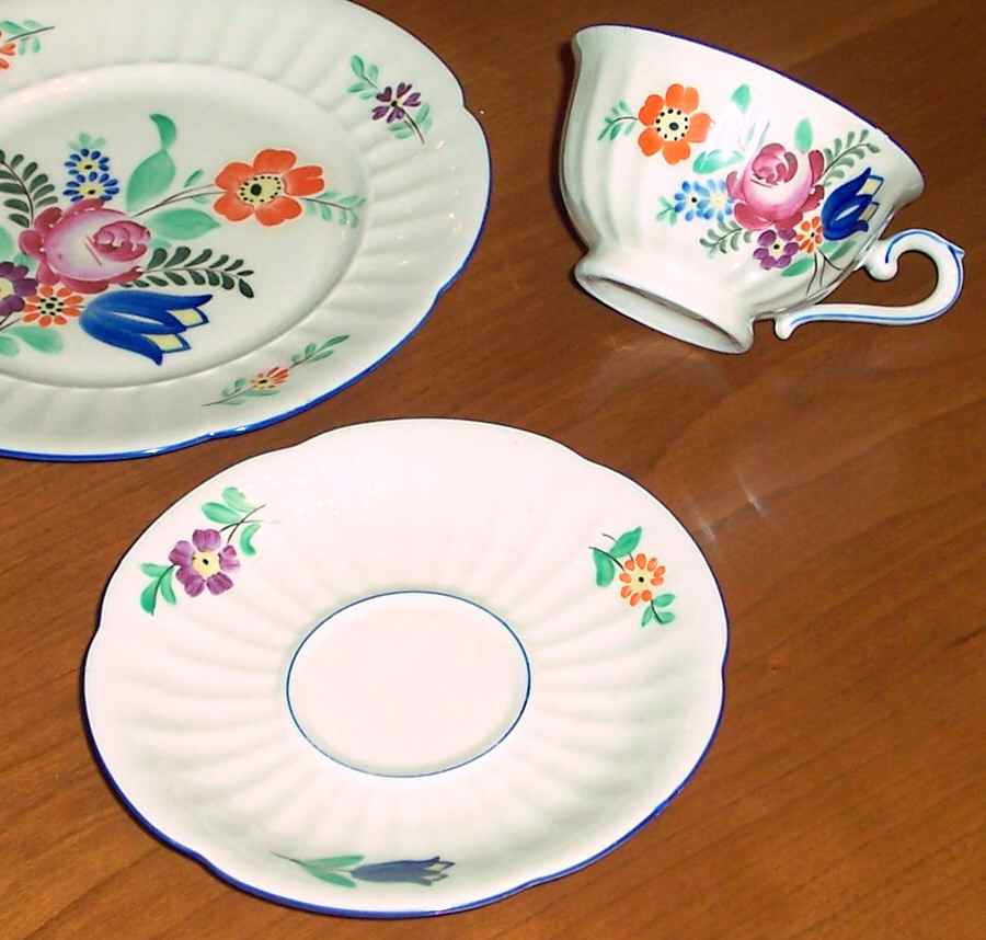 SLT113 (Scalloped) Footed Cup & Saucer Set by Seltmann-1