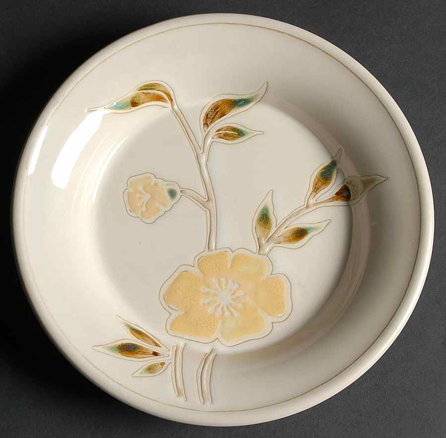 Mendocino Buttercup Salad Plate by Sonoma Home-1