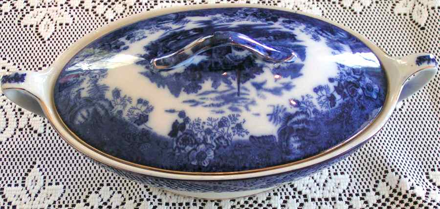 SNL5 Oval Covered Vegetable by Stanley Pottery -1