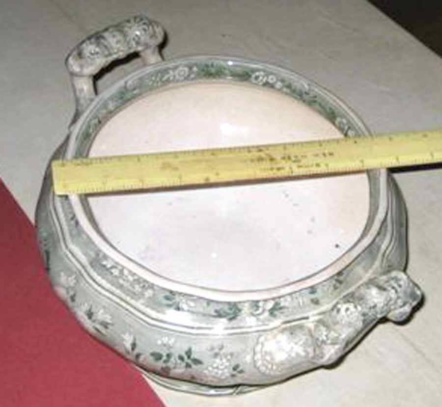 SP538 Round Vegetable No Lid by Spode-1