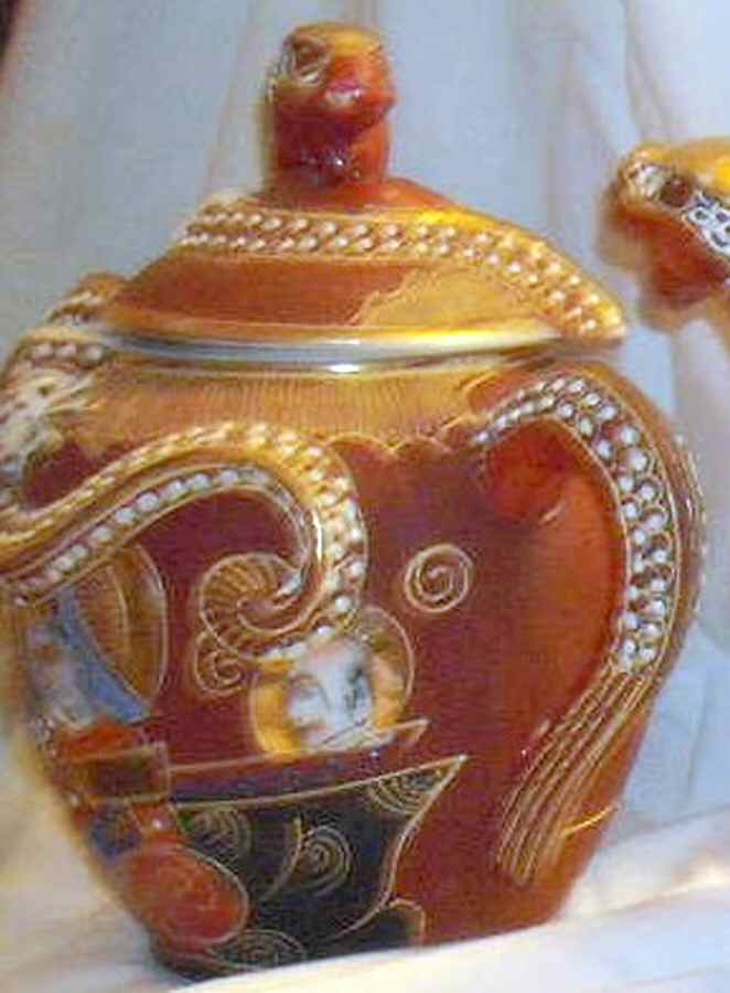 SOK19 Sugar Bowl & Lid by Soko-1