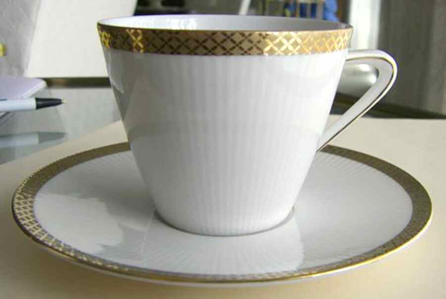 25565 Flat Cup & Saucer Set by Seltmann-1