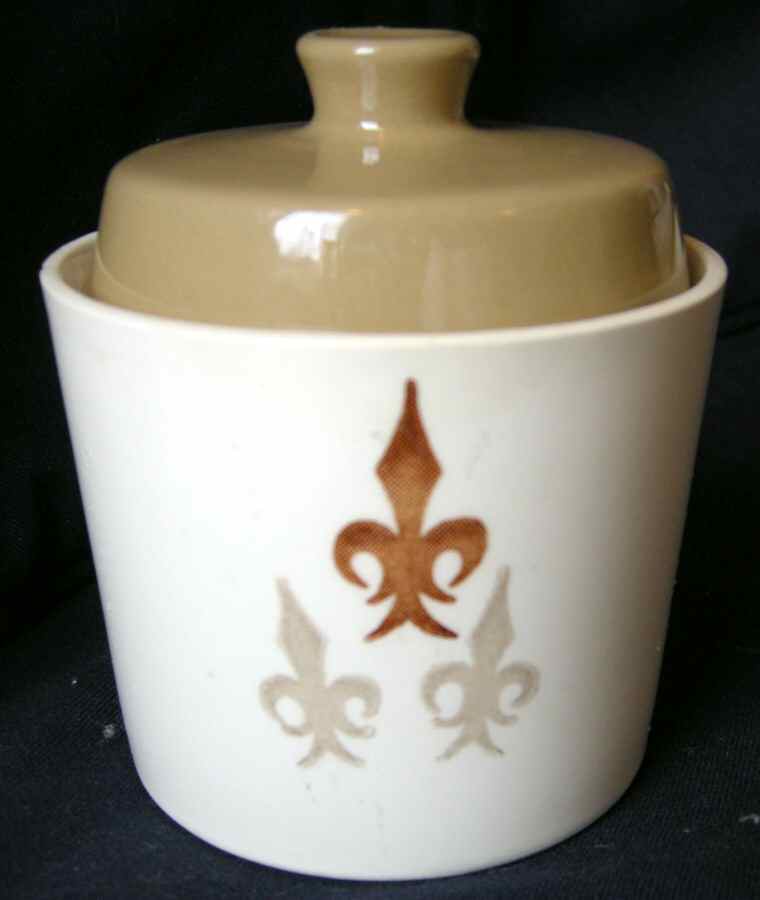 STT353 Sugar Bowl & Lid by Stetson-1