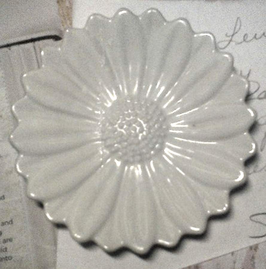 Daisies Tea Bag Holder by Sadek-1