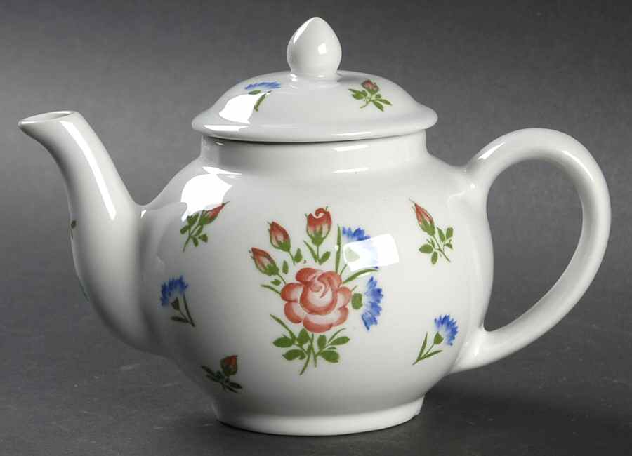 Colonial Child's Teapot & Lid by Sadek-1