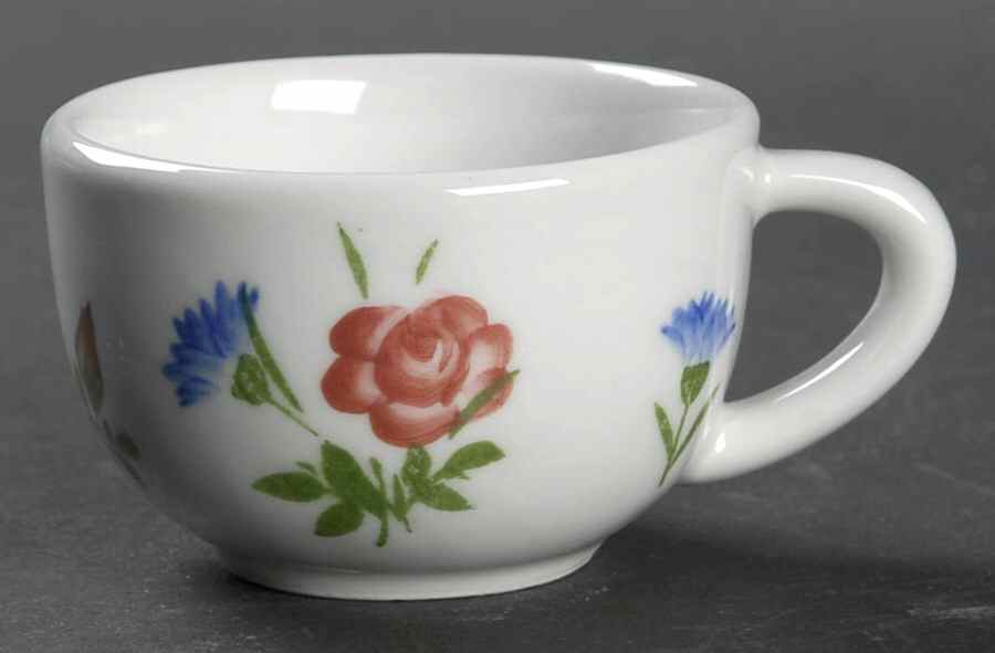 Colonial Child's Cup No Saucer by Sadek-1