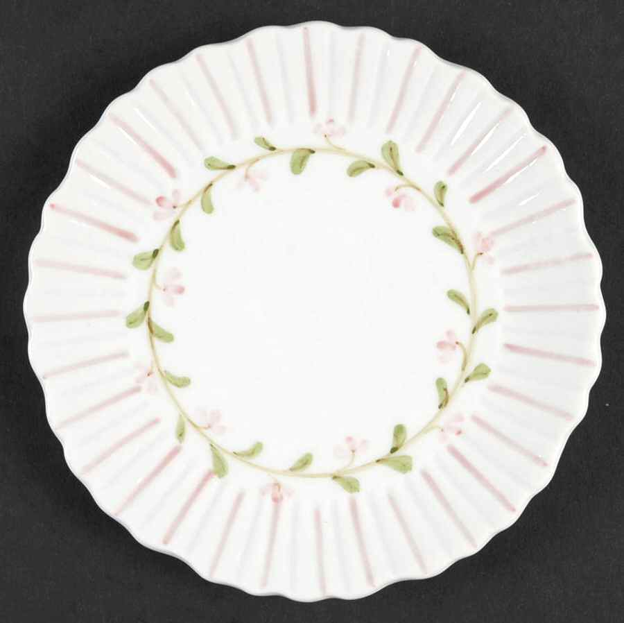 Pinstripe Child's Plate by Sadek-1