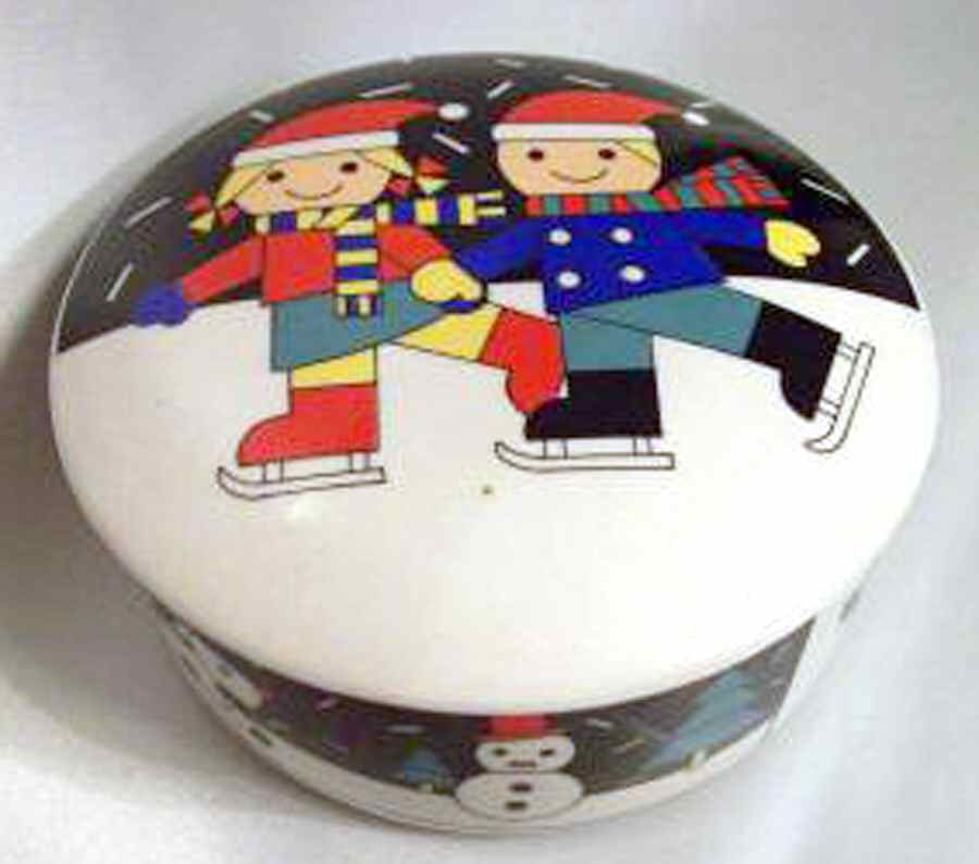 Mz475 Round Box & Lid by Studio Nova-1