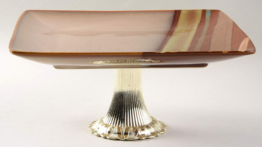 Avanti Brown Cake Stand with 4"-5" Metal Pedestal  Hc by Sango-1