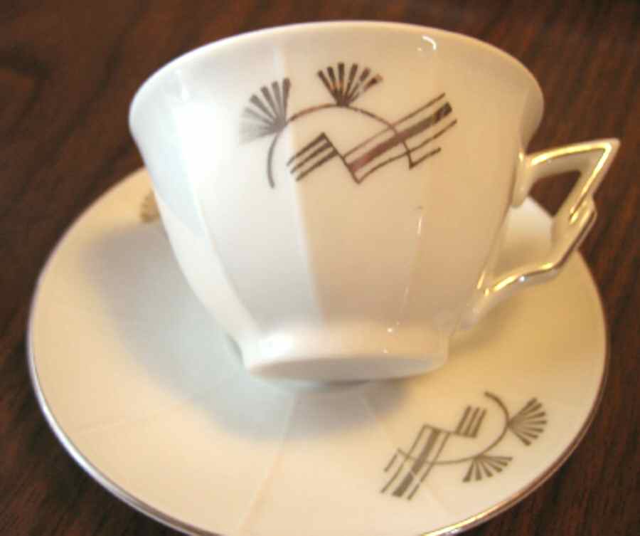 SCR132 Flat Cup & Saucer Set by Scherzer-1