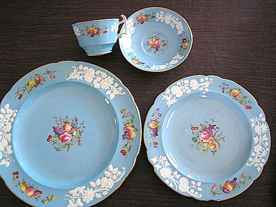 R9362 Salad Plate by Spode-1