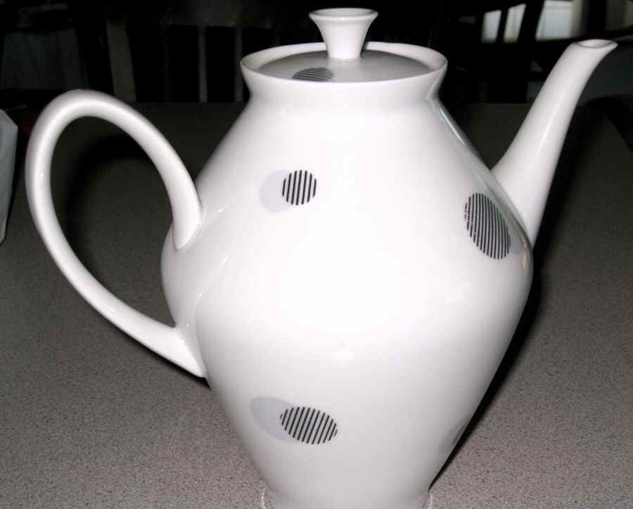 09632 Teapot & Lid by Scherzer-1