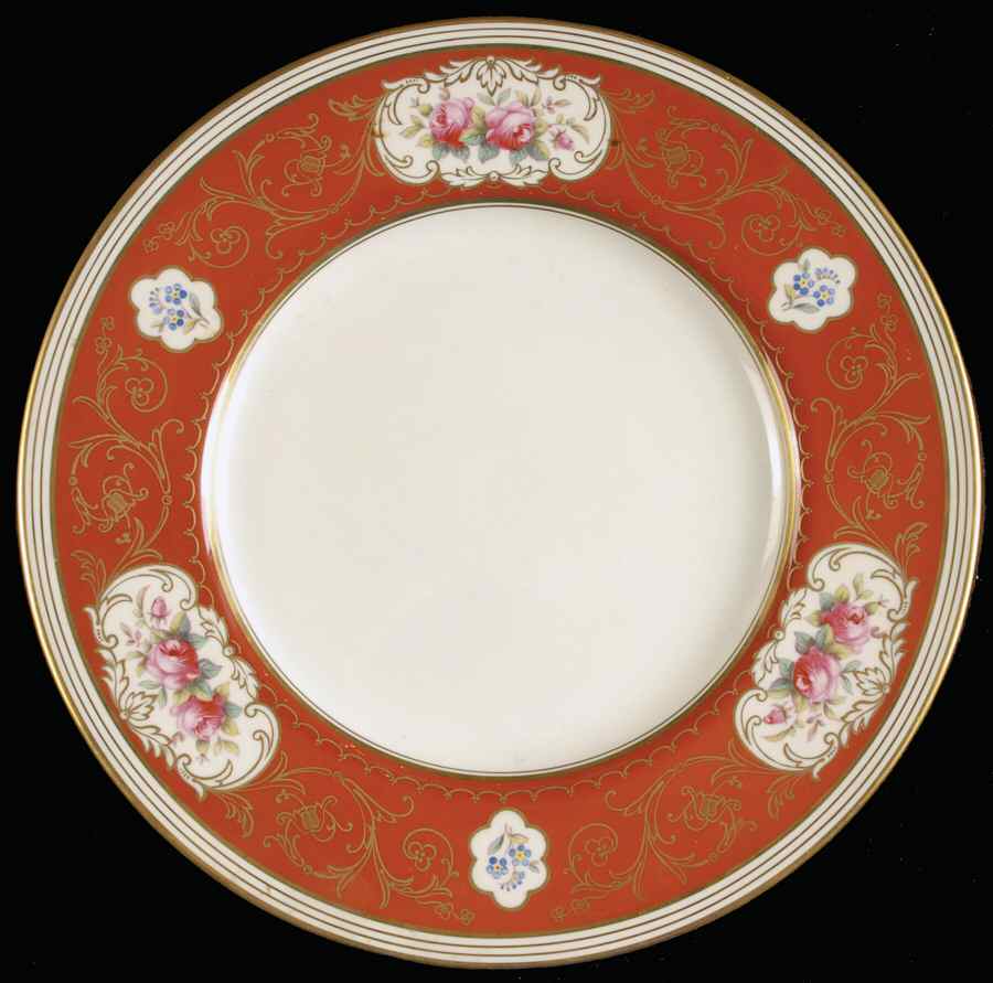 R9335 Dinner Plate by Spode-1