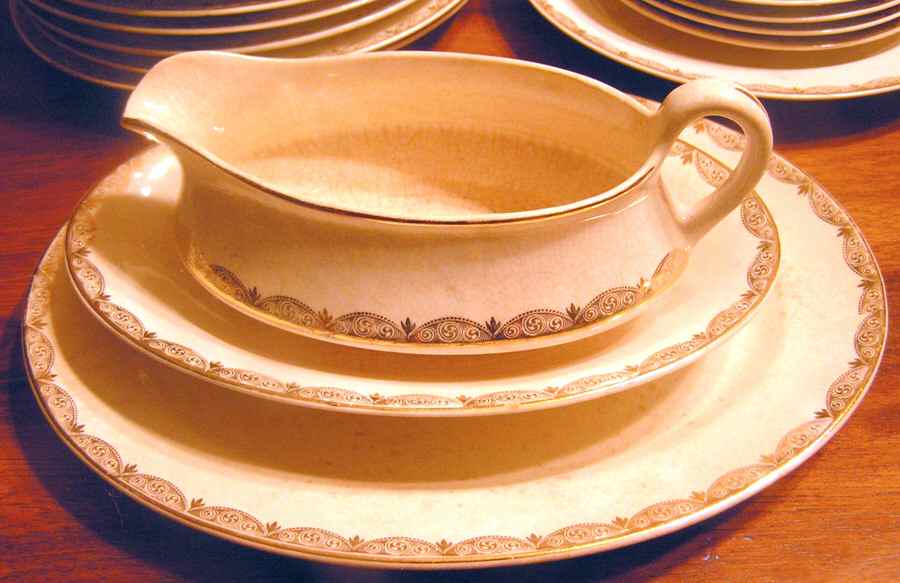 STB351 Gravy Boat & Underplate by Steubenville-1