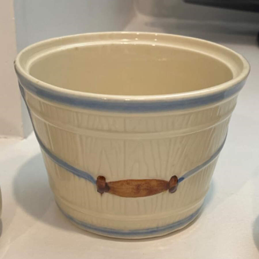 Dutch Boy & Girl Grease Pot No Lid by Shawnee-1