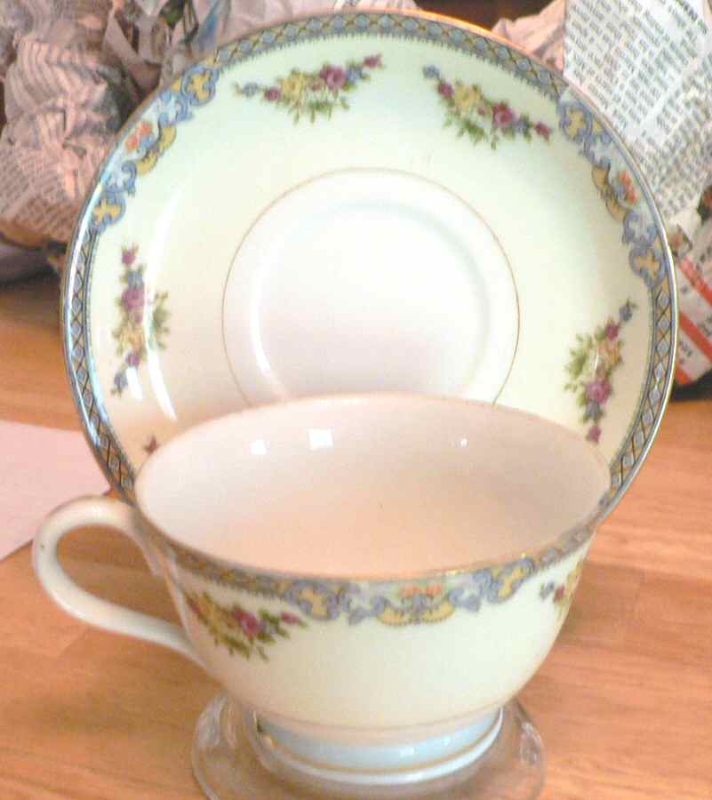 SFU35 Footed Cup & Saucer Set by Shofu (Japan)-1