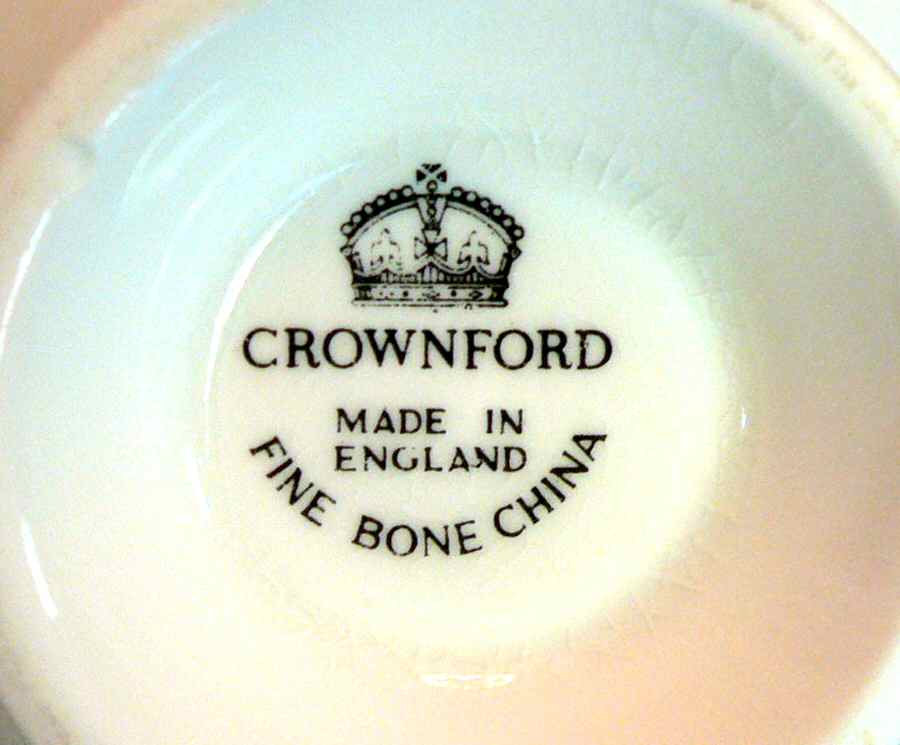 STF57 Footed Cup by Staffordshire-1
