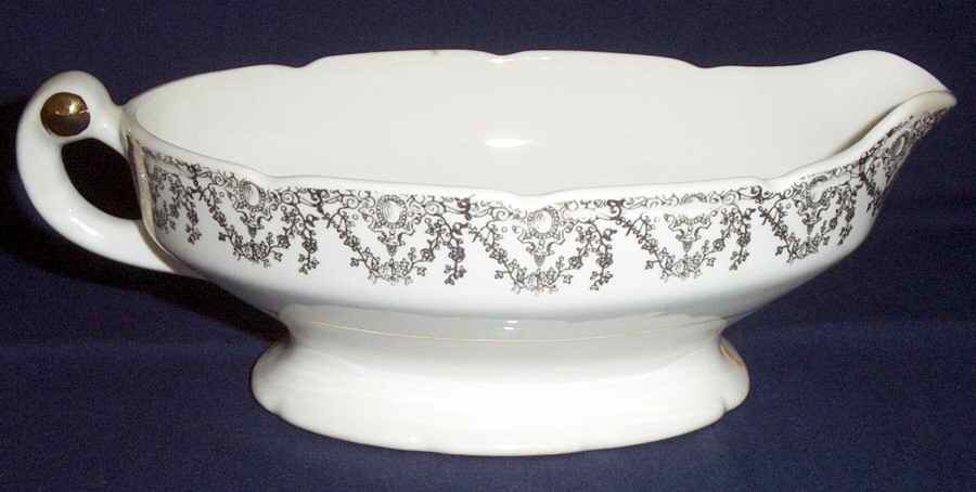 STT359 Gravy Boat by Stetson-1