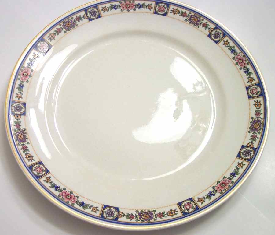 SMP32 Luncheon Plate by Smith Phillips-1