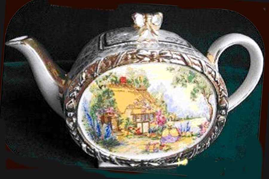 SA69 Teapot & Lid by Sadler-1