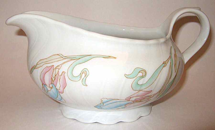 26835 Gravy Boat by Seltmann-1