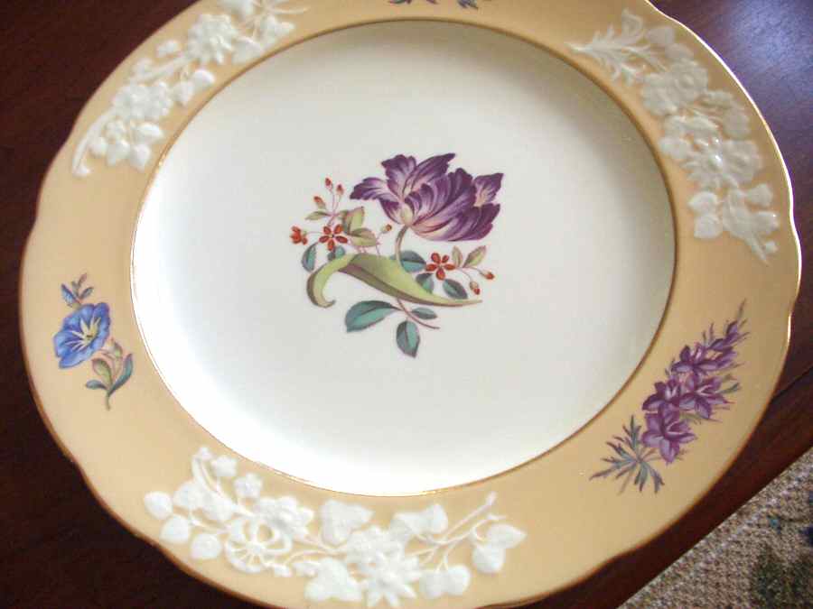 Y373 Dinner Plate by Spode-1