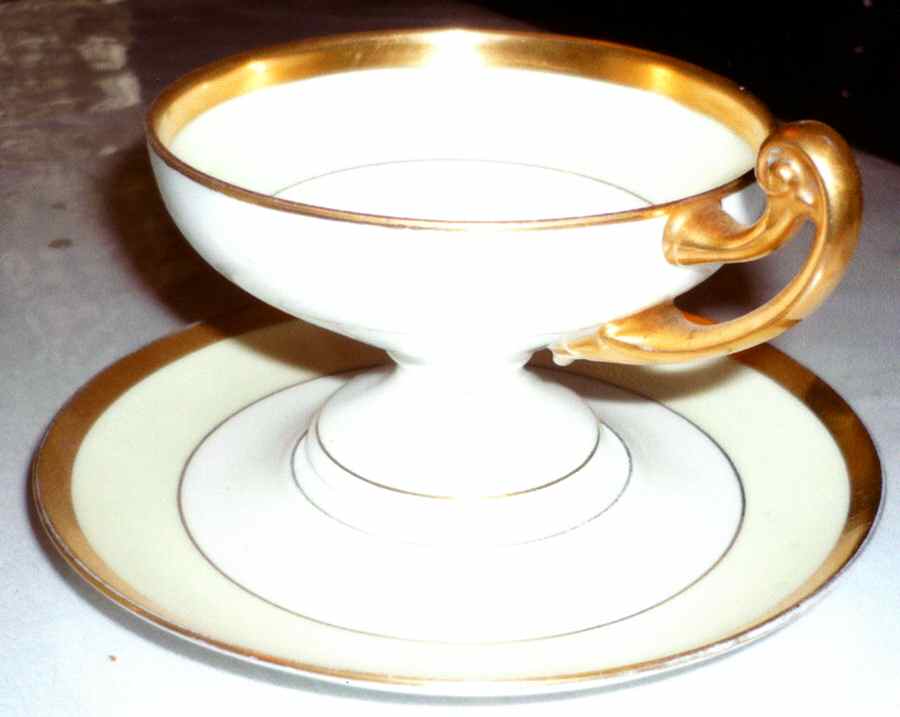 SFR53 Footed Cup & Saucer Set by Stouffer-1