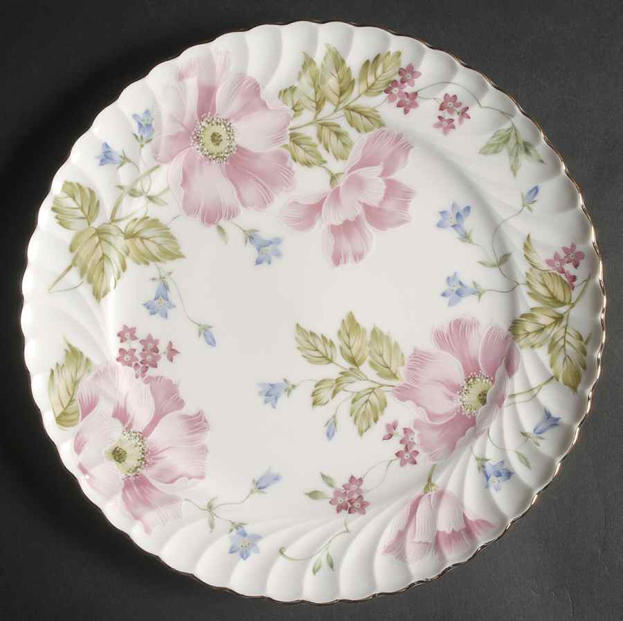 SAD66 Dinner Plate by Sadek-1