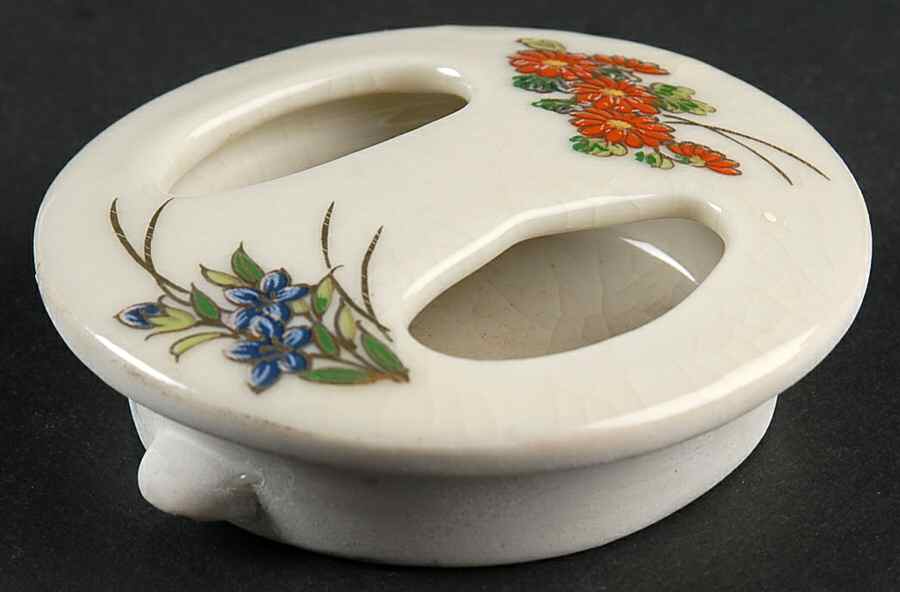 SUZ3 Lid for Teapot by Satsuma-1