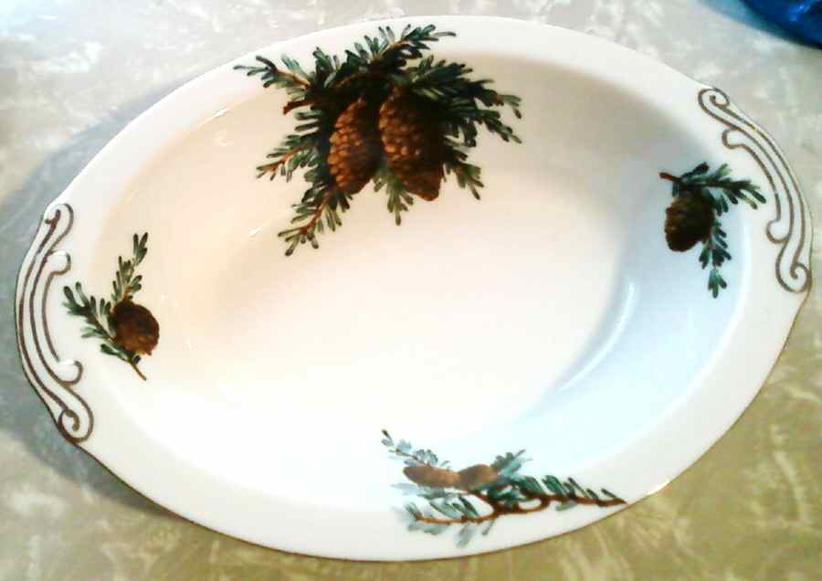 SAK30 9" Oval Vegetable Bowl by Sakura-1