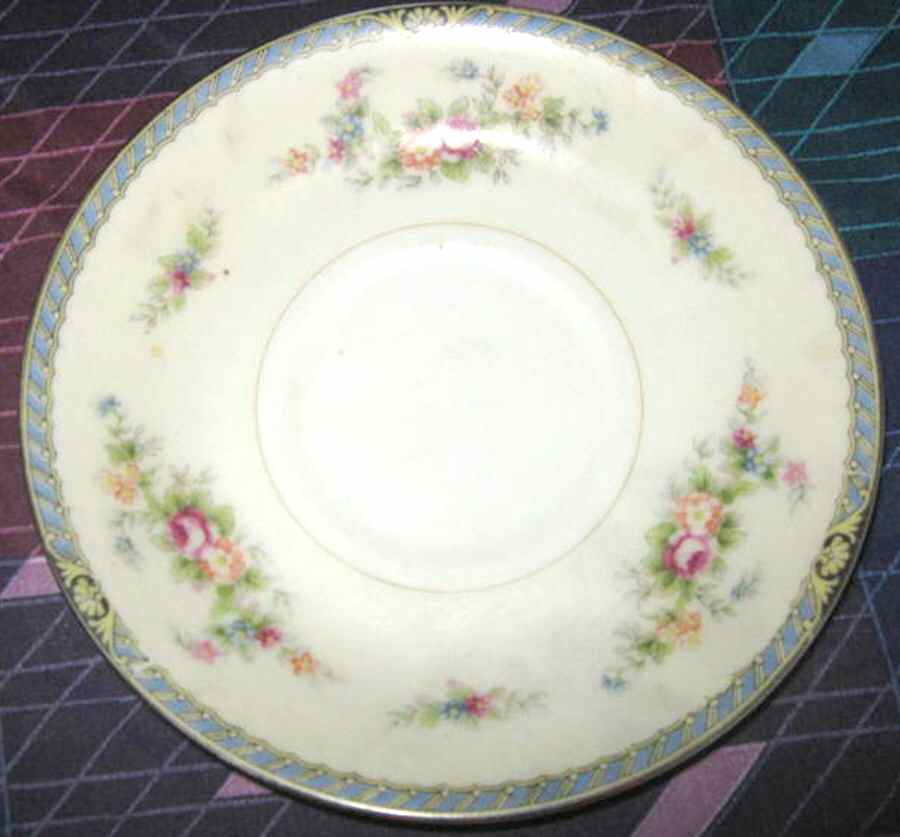 SLL9 Saucer by Swallow-1