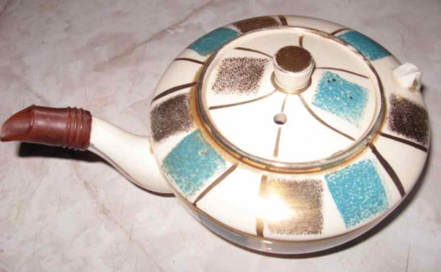 01669 Teapot & Lid by Sudlow's (Burslem)-1