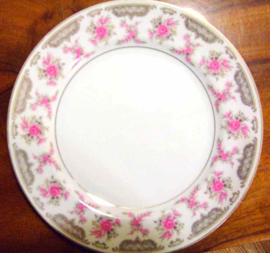 5362 Dinner Plate by Sone-1